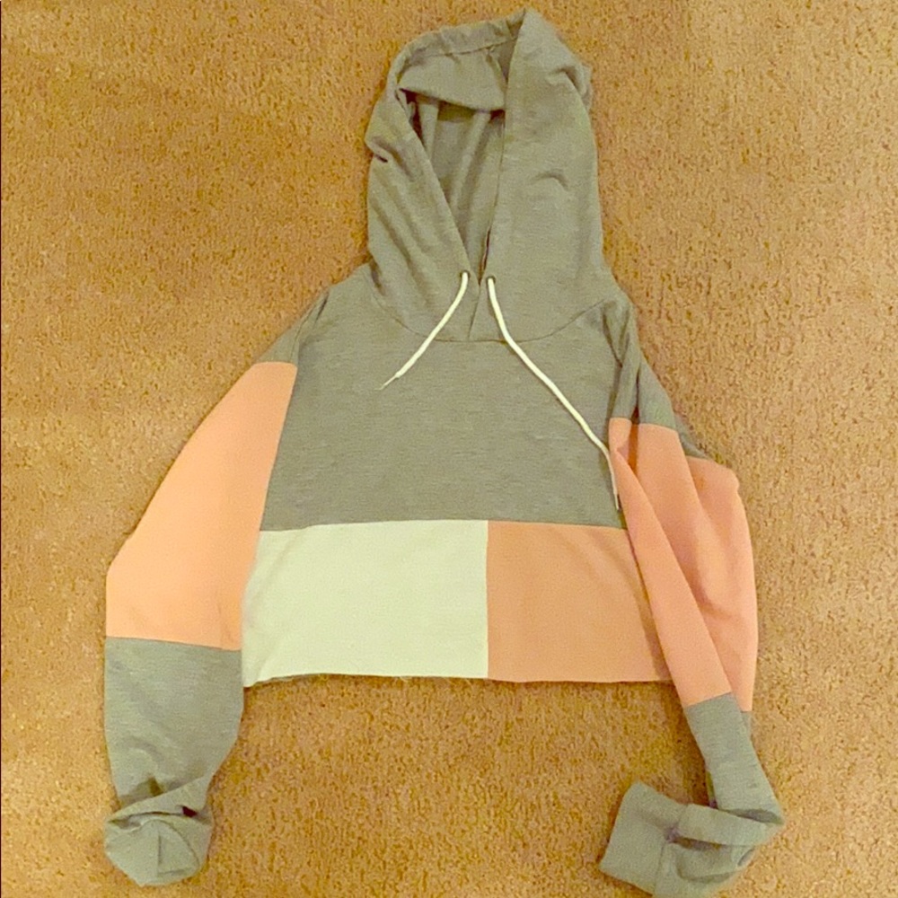 Cropped hoodie